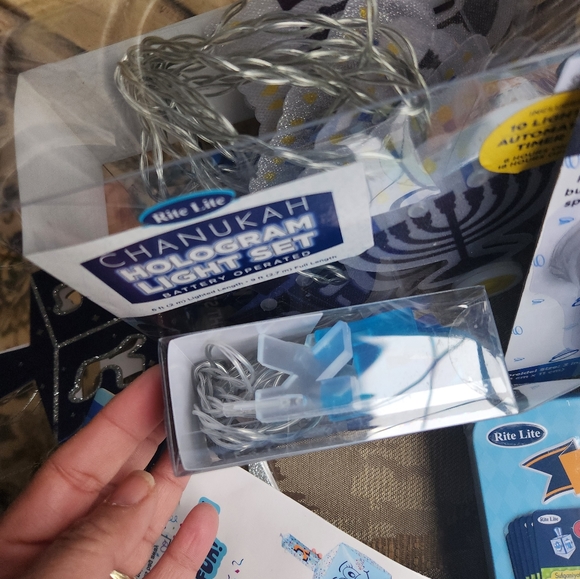 Hanukkah decoration bundle - Picture 11 of 14